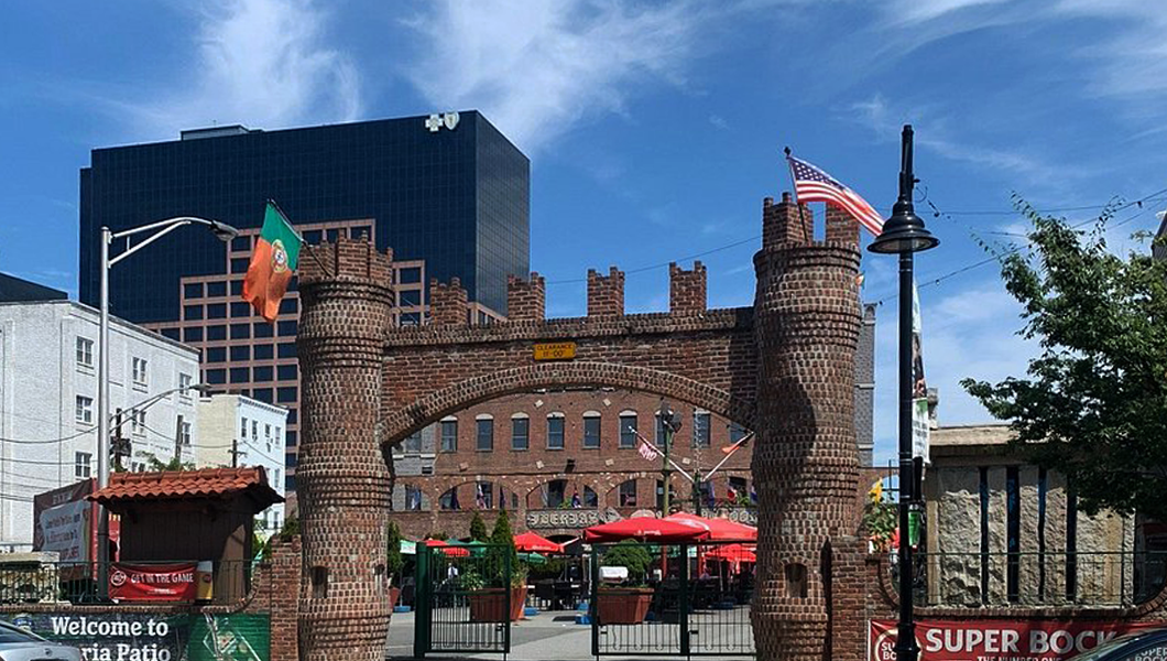 Brick archway in front of outdoor cafe in Newark, NJ